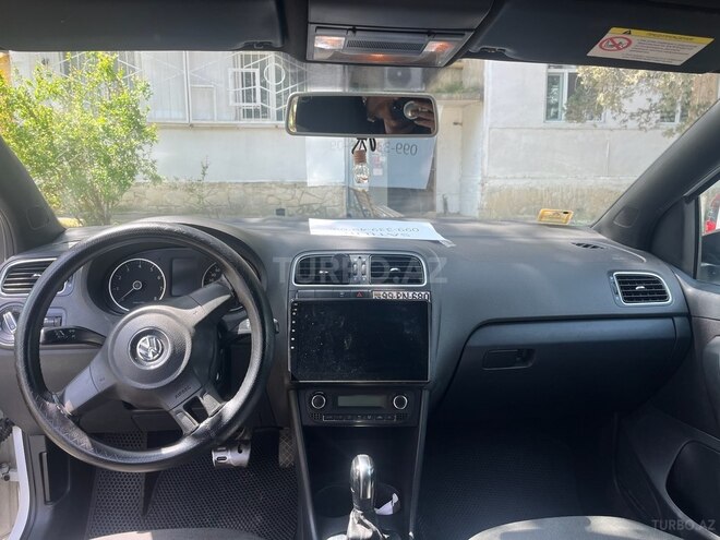 Volkswagen Polo 2010, 282,000 km - 1.4 l - Bakı