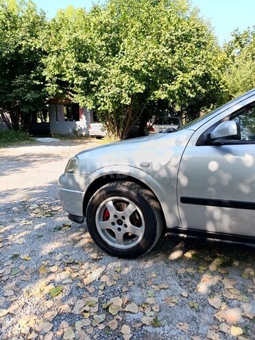 Opel Astra 1998, 400,000 km - 1.8 l - Qəbələ