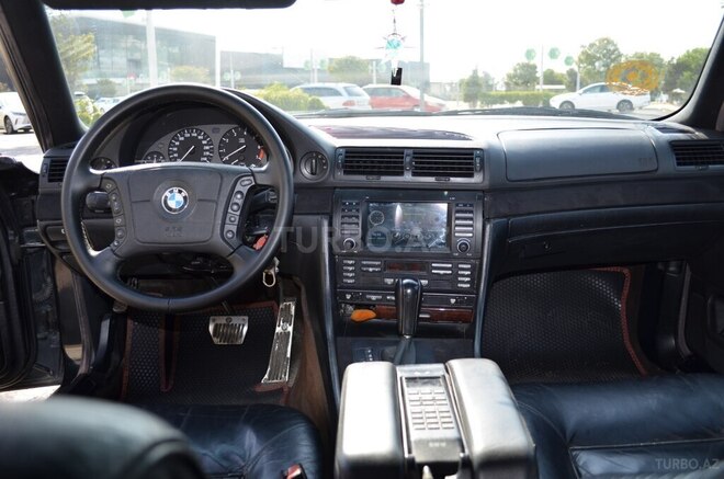 BMW 740 1998, 162,000 km - 4.4 l - Bakı