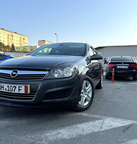 Opel Astra 2009, 286,000 km - 1.4 l - Sumqayıt