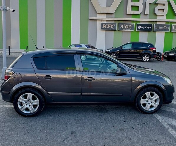 Opel Astra 2009, 286,000 km - 1.4 l - Sumqayıt