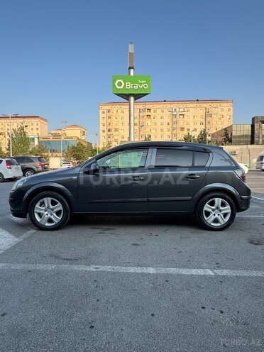 Opel Astra 2009, 286,000 km - 1.4 l - Sumqayıt