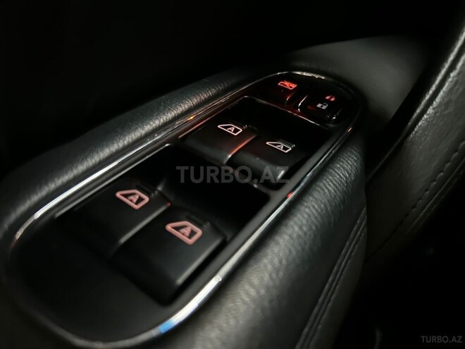 Nissan Patrol 2010, 290,000 km - 5.6 l - Bakı