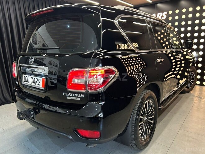Nissan Patrol 2010, 290,000 km - 5.6 l - Bakı