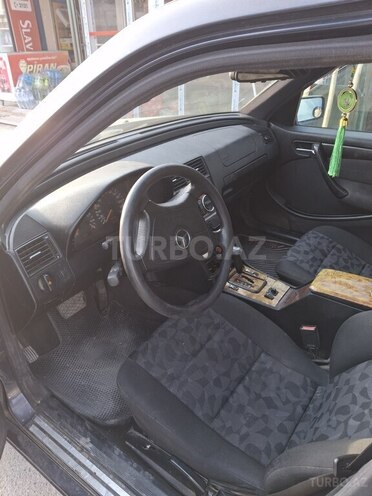 Mercedes C 180 1999, 291,000 km - 1.8 l - Bakı