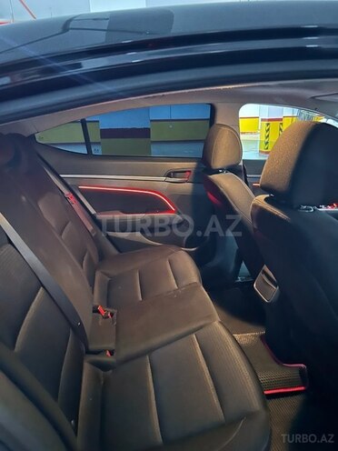 Hyundai Elantra 2017, 128,265 km - 2.0 l - Bakı