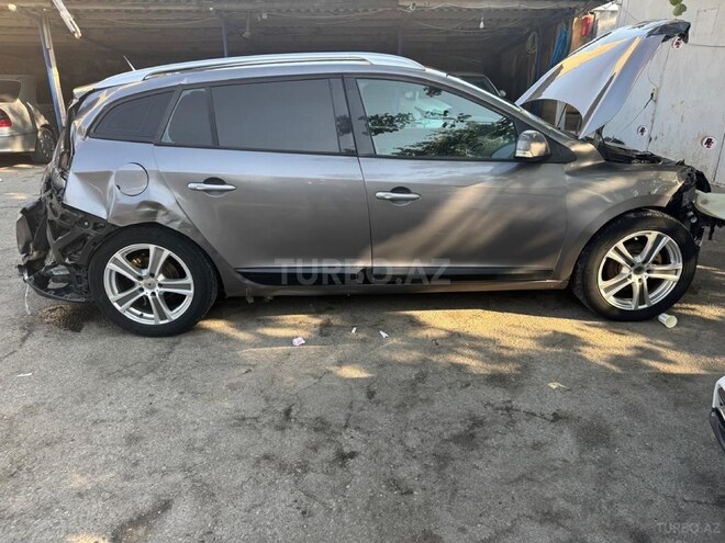 Renault Megane 2009, 320,000 km - 1.5 l - Bakı
