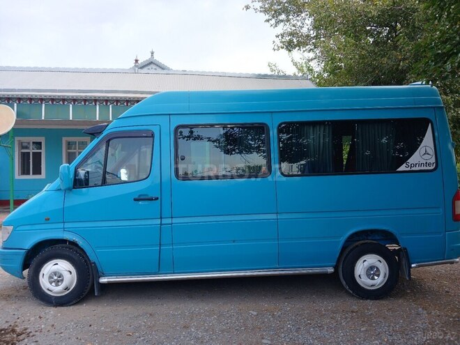 Mercedes Sprinter 208 1995, 300,000 km - 2.3 l - Bərdə