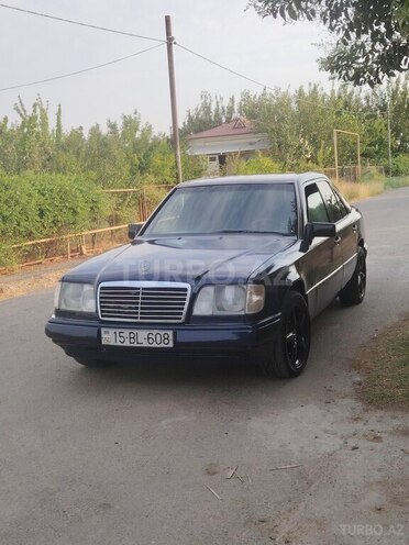 Mercedes E 200 1995, 470,008 km - 2.0 l - Füzuli