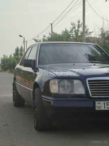 Mercedes E 200 1995, 470,008 km - 2.0 l - Füzuli