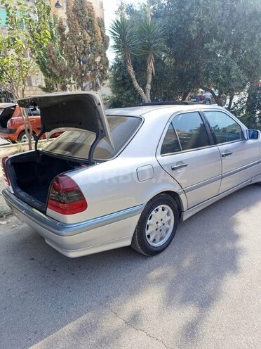 Mercedes C 220 1995, 453,386 km - 2.2 l - Bakı