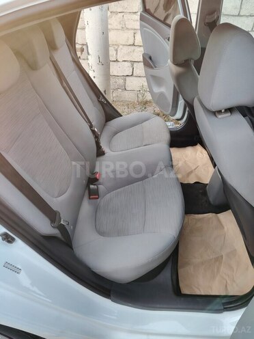 Hyundai Accent 2015, 241,402 km - 1.6 л - Bakı