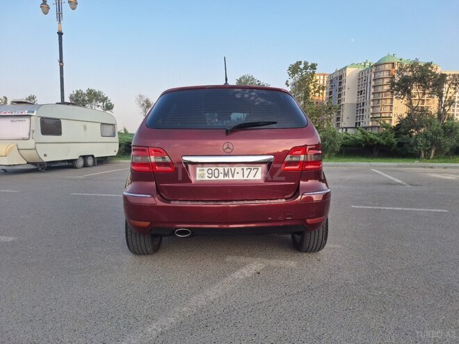 Mercedes B 170 2009, 276,000 km - 1.7 л - Bakı