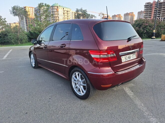 Mercedes B 170 2009, 276,000 km - 1.7 л - Bakı