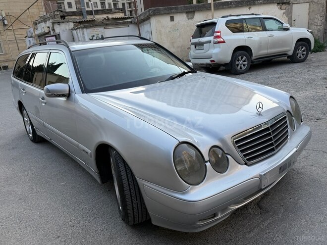 Mercedes E 240 2000, 202,456 km - 2.4 l - Bakı