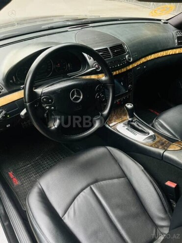Mercedes E 220 d 2008, 298,000 km - 2.2 л - Şəmkir