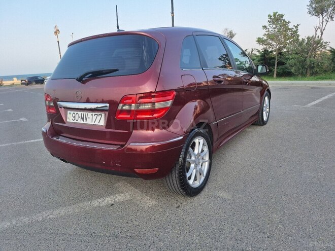Mercedes B 170 2009, 276,000 km - 1.7 л - Bakı