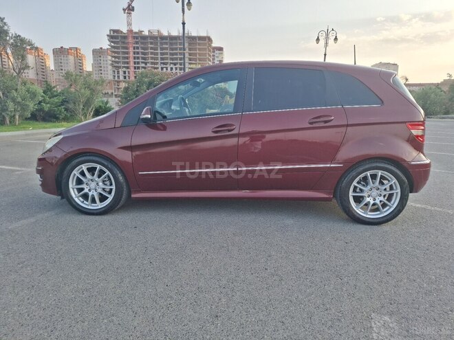 Mercedes B 170 2009, 276,000 km - 1.7 л - Bakı