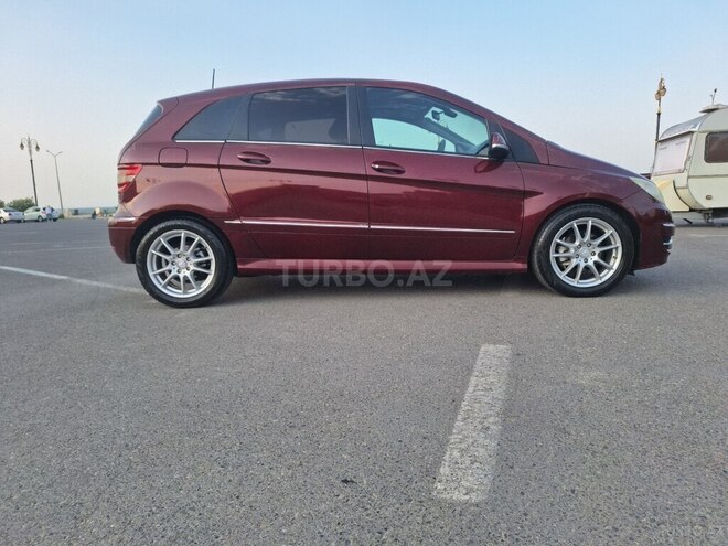Mercedes B 170 2009, 276,000 km - 1.7 л - Bakı