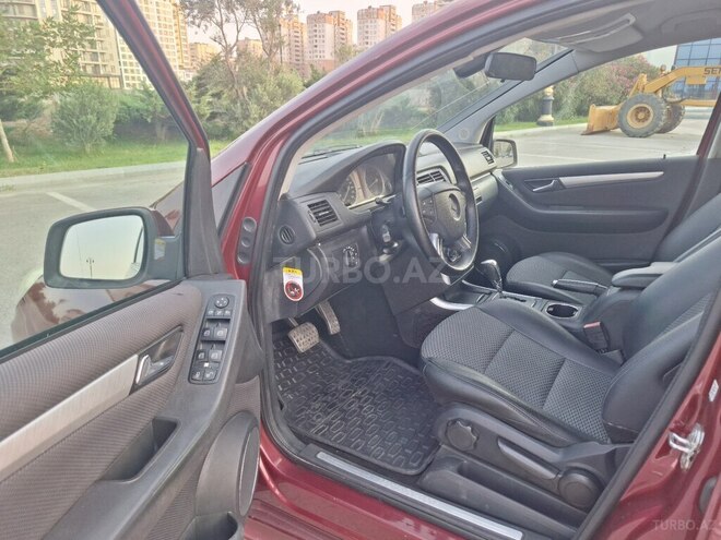 Mercedes B 170 2009, 276,000 km - 1.7 л - Bakı