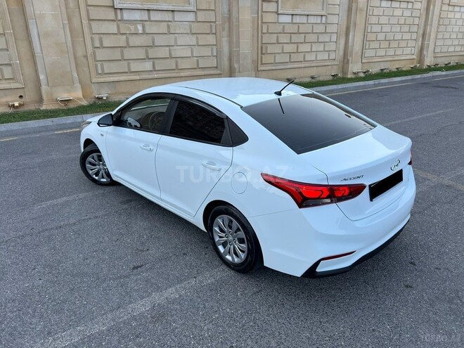Hyundai Accent 2019, 94,500 km - 1.6 l - Bakı