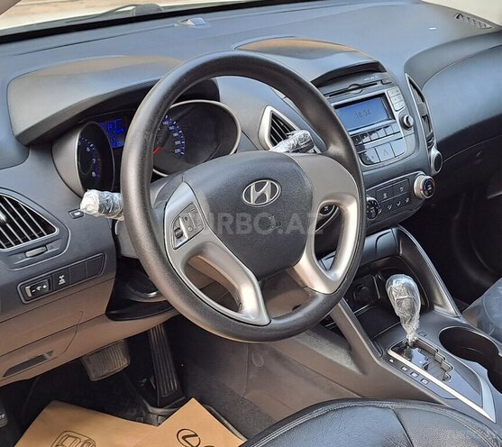 Hyundai ix35 2011, 158,000 km - 2.0 l - Gəncə