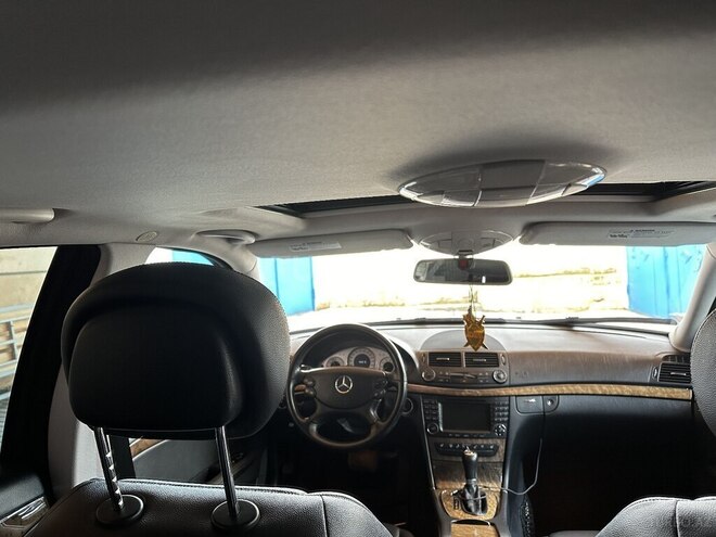 Mercedes E 350 2007, 221,000 km - 3.5 l - Bakı