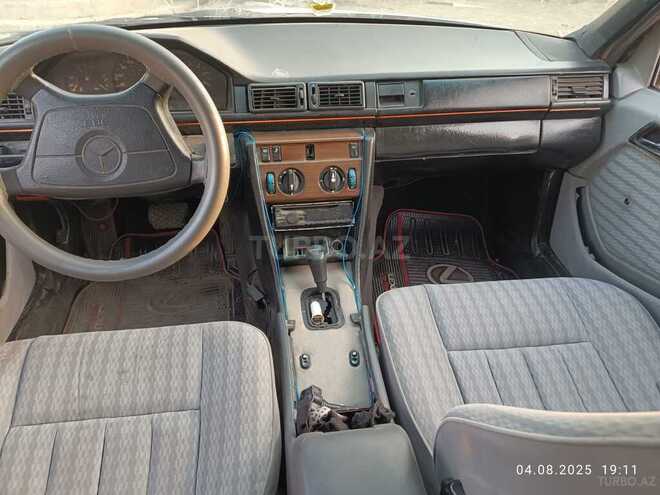 Mercedes E 250 1993, 555,500 km - 2.5 l - Goranboy
