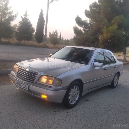 Mercedes C 220 1995, 635,000 km - 2.2 l - Salyan