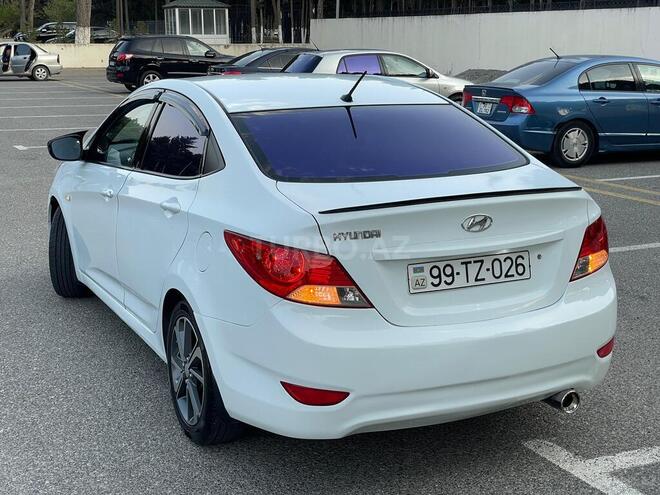Hyundai Accent 2012, 235,743 km - 1.4 l - Sumqayıt