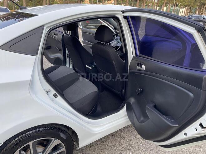 Hyundai Accent 2012, 235,743 km - 1.4 l - Sumqayıt