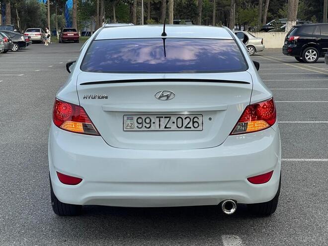 Hyundai Accent 2012, 235,743 km - 1.4 l - Sumqayıt