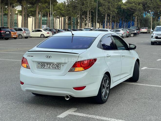 Hyundai Accent 2012, 235,743 km - 1.4 l - Sumqayıt