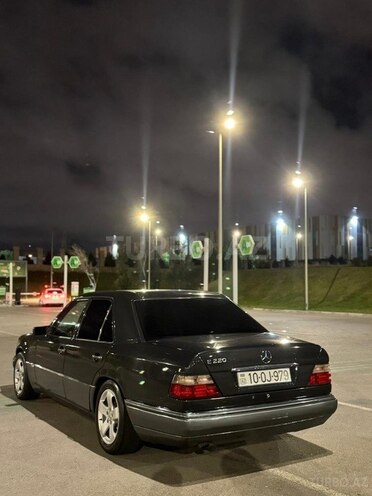 Mercedes E 220 1994, 404,870 km - 2.2 л - Bakı