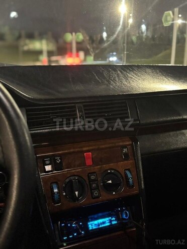 Mercedes E 220 1994, 404,870 km - 2.2 л - Bakı