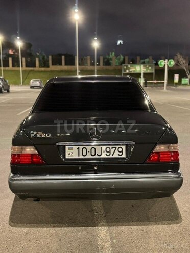 Mercedes E 220 1994, 404,870 km - 2.2 л - Bakı