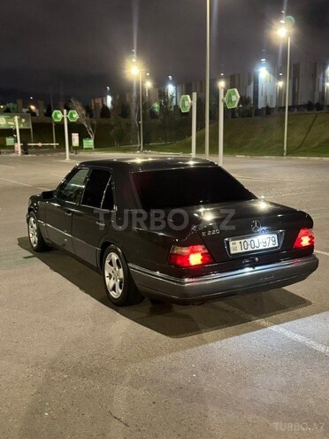 Mercedes E 220 1994, 404,870 km - 2.2 л - Bakı
