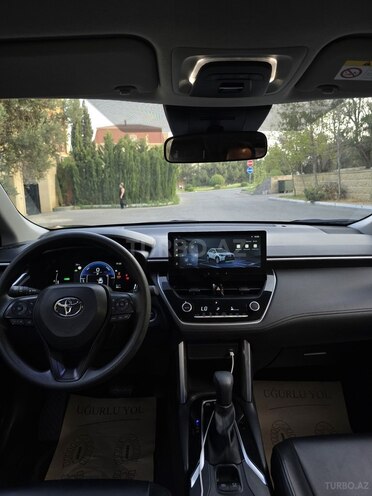 Toyota Corolla Cross 2024, 19,000 km - 2.0 l - Bakı