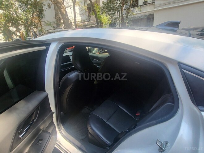 Toyota Prius 2023, 10,000 km - 2.0 л - Bakı