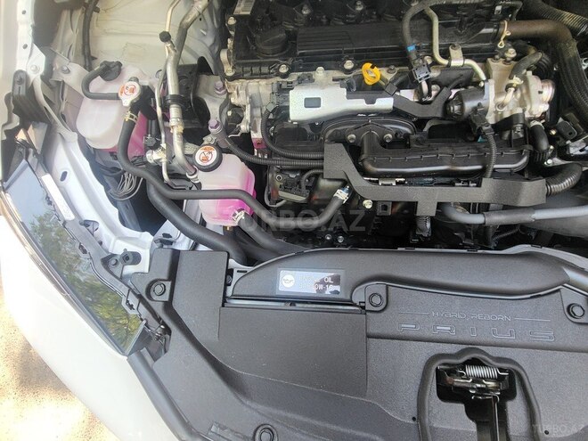Toyota Prius 2023, 10,000 km - 2.0 л - Bakı