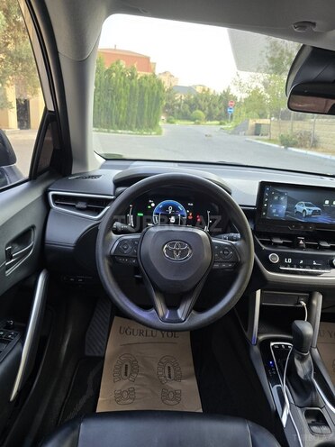 Toyota Corolla Cross 2024, 19,000 km - 2.0 l - Bakı