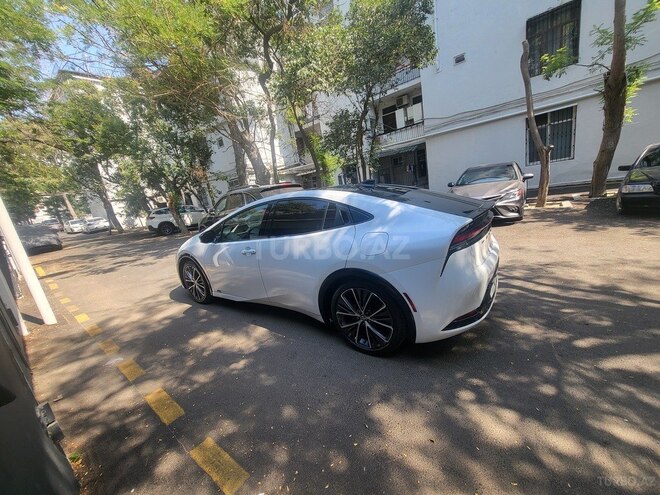Toyota Prius 2023, 10,000 km - 2.0 л - Bakı