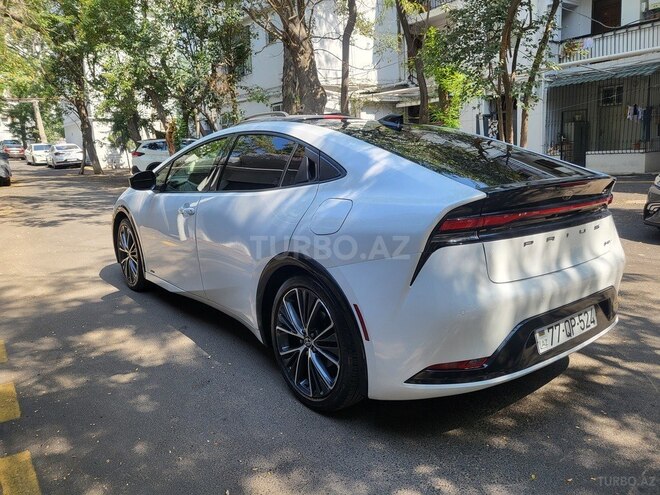 Toyota Prius 2023, 10,000 km - 2.0 л - Bakı