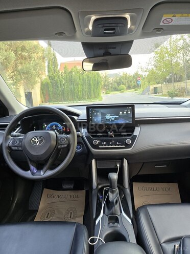 Toyota Corolla Cross 2024, 19,000 km - 2.0 l - Bakı