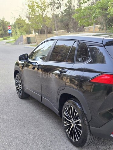 Toyota Corolla Cross 2024, 19,000 km - 2.0 l - Bakı