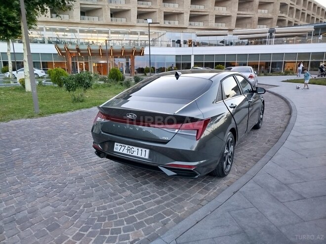 Hyundai Elantra 2023, 31,000 km - 2.0 l - Bakı