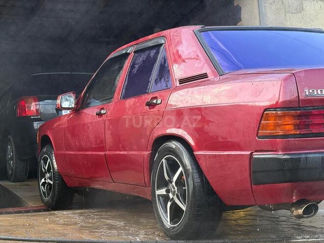Mercedes 190 1991, 153,000 km - 2.0 л - Yardımlı