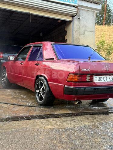 Mercedes 190 1991, 153,000 km - 2.0 л - Yardımlı