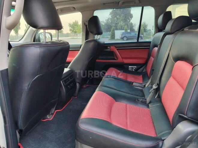 Toyota Land Cruiser 2010, 145,000 km - 4.0 l - Tovuz