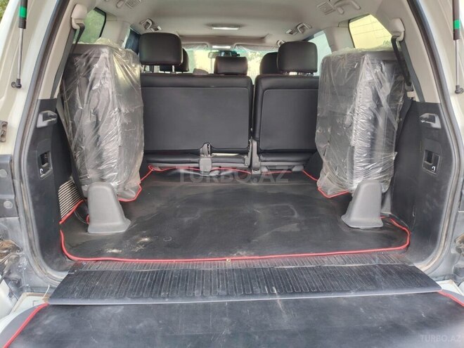 Toyota Land Cruiser 2010, 145,000 km - 4.0 l - Tovuz